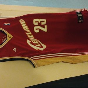 LeBron James Xl Adidas Cleveland Cavaliers jersey